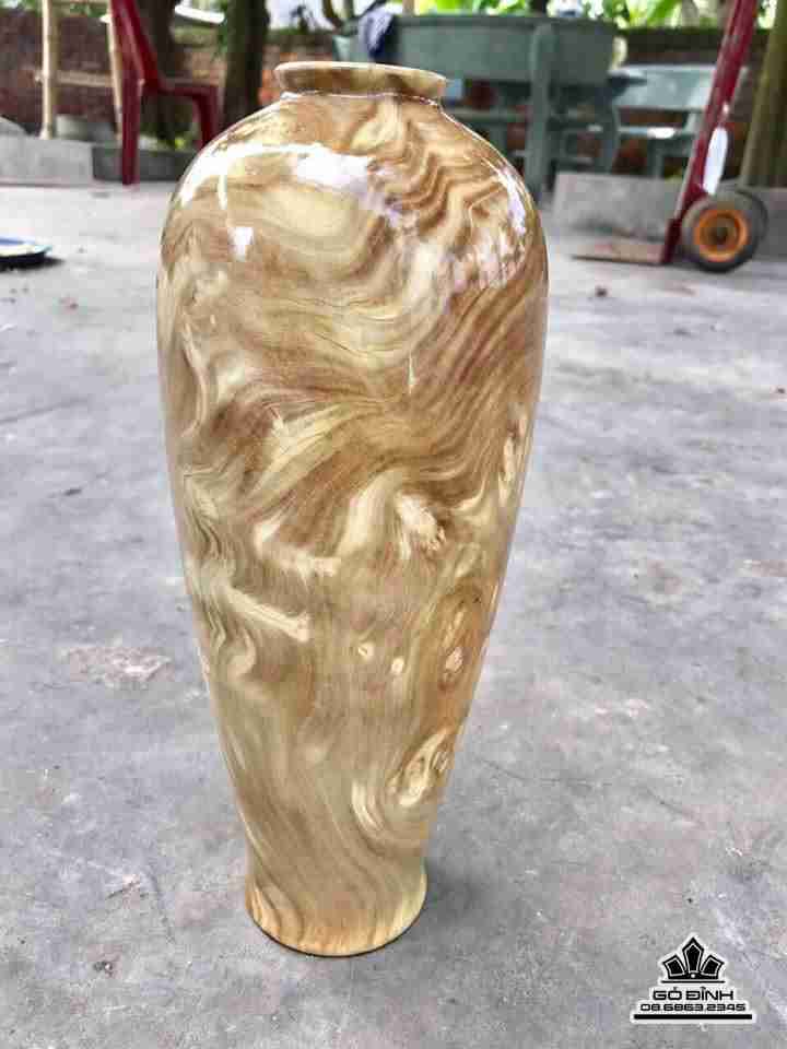 Bình phú quý gỗ nu nghiến  1