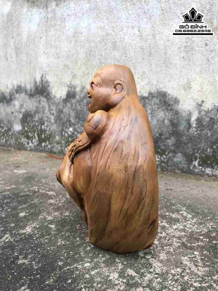 Tuong-Phat-Di-Lac-Go