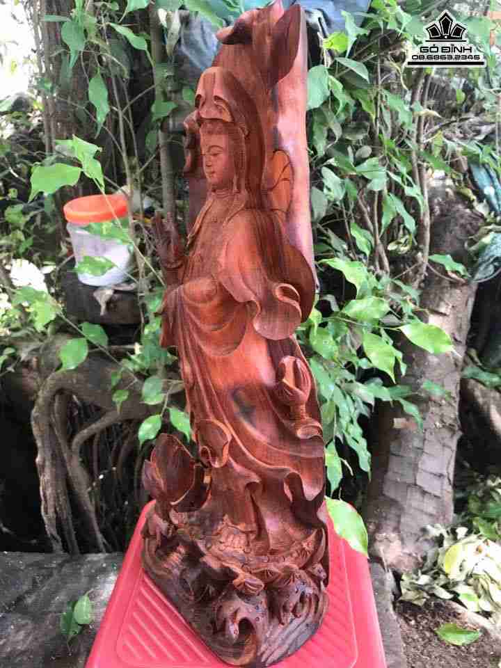 gia-Phat-ba-tua-dai-sen-go-trac-do-den-cao-42-rong-16-day-10-cm