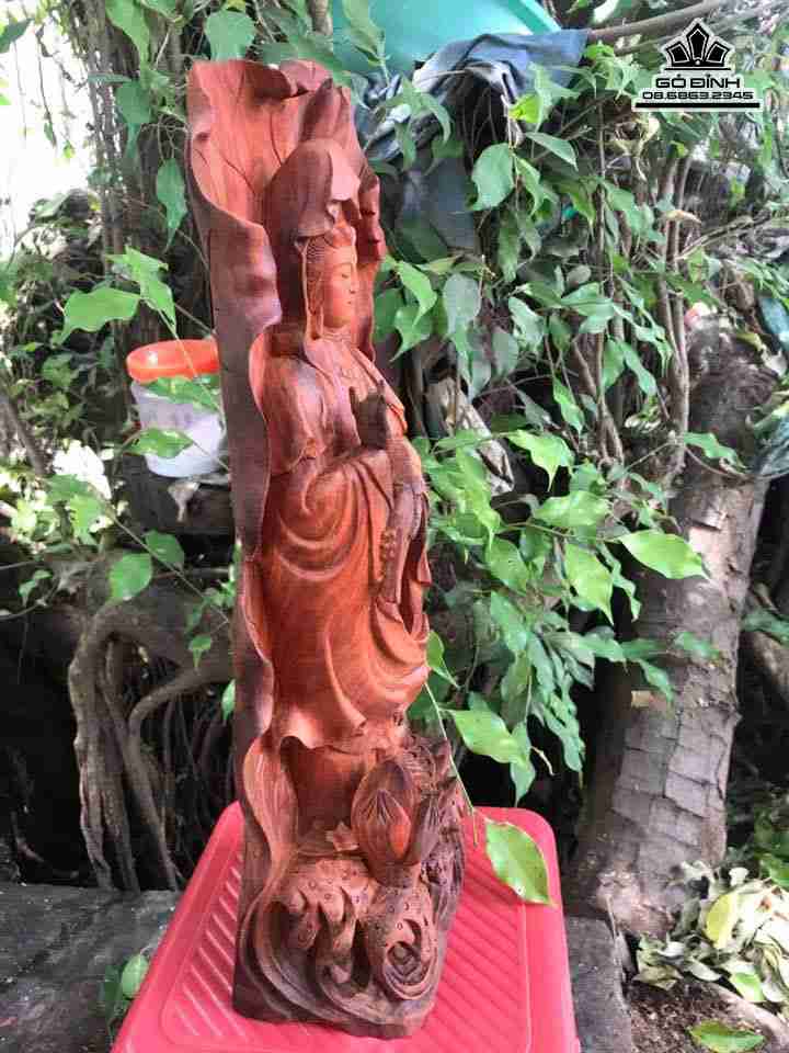 tuong-Phat-ba-tua-dai-sen-go-trac-do-den-cao-42-rong-16-day-10-cm