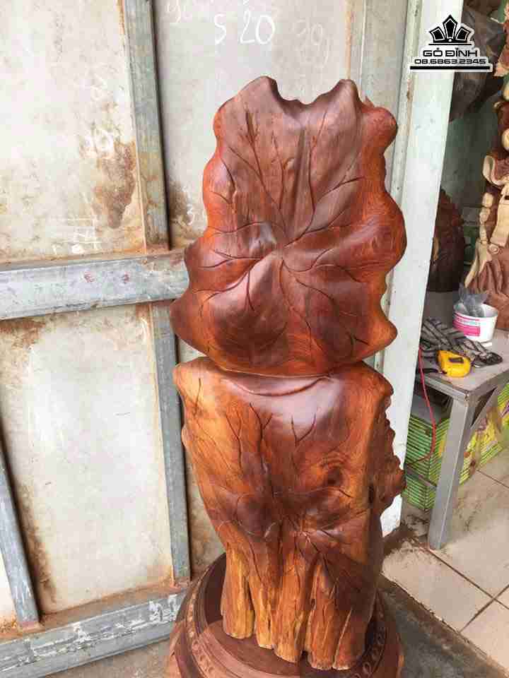 Phat-ba-dung-dai-sen-go-huong-cao-80-rong-30-day-20-cm