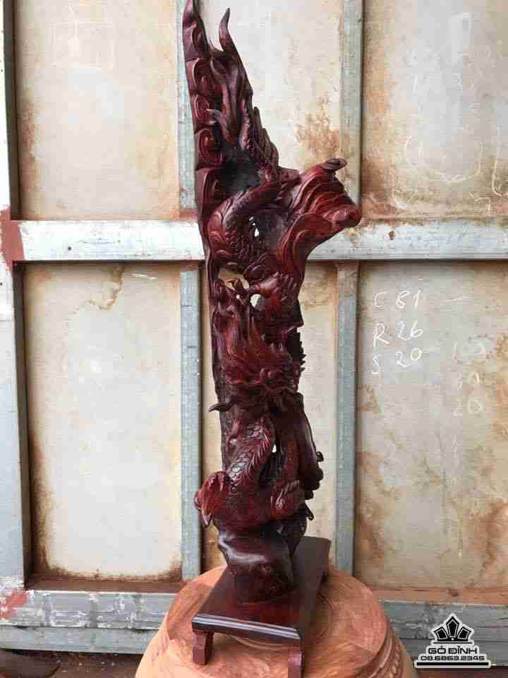 gia-Nhat-long-nha-ngoc-go-trac-cao-81-rong-26-day-20-cm