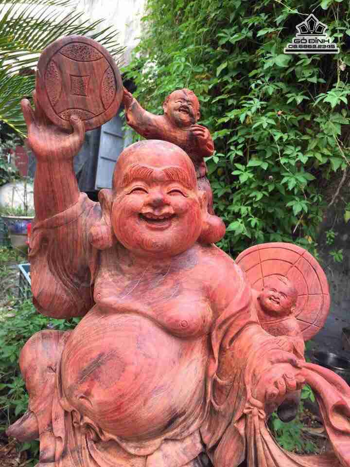 mua-Phat-di-lac-ngu-phuc-go-trac-do-den-cao-56-rong-50-day-22-cm