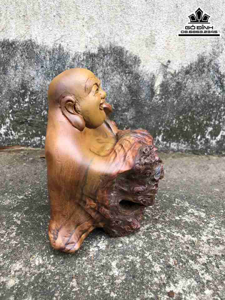 Tuong-Phat-Di-Lac-Go