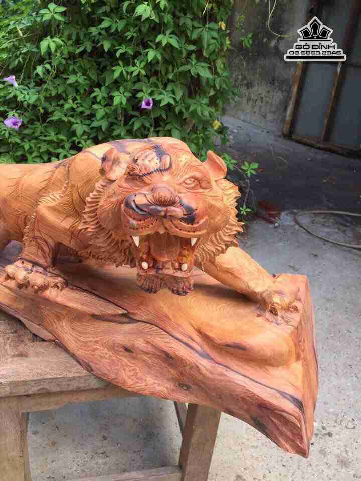 Chua-te-son-lam-go-cam-cao-27-dai-58-day-18-cm-