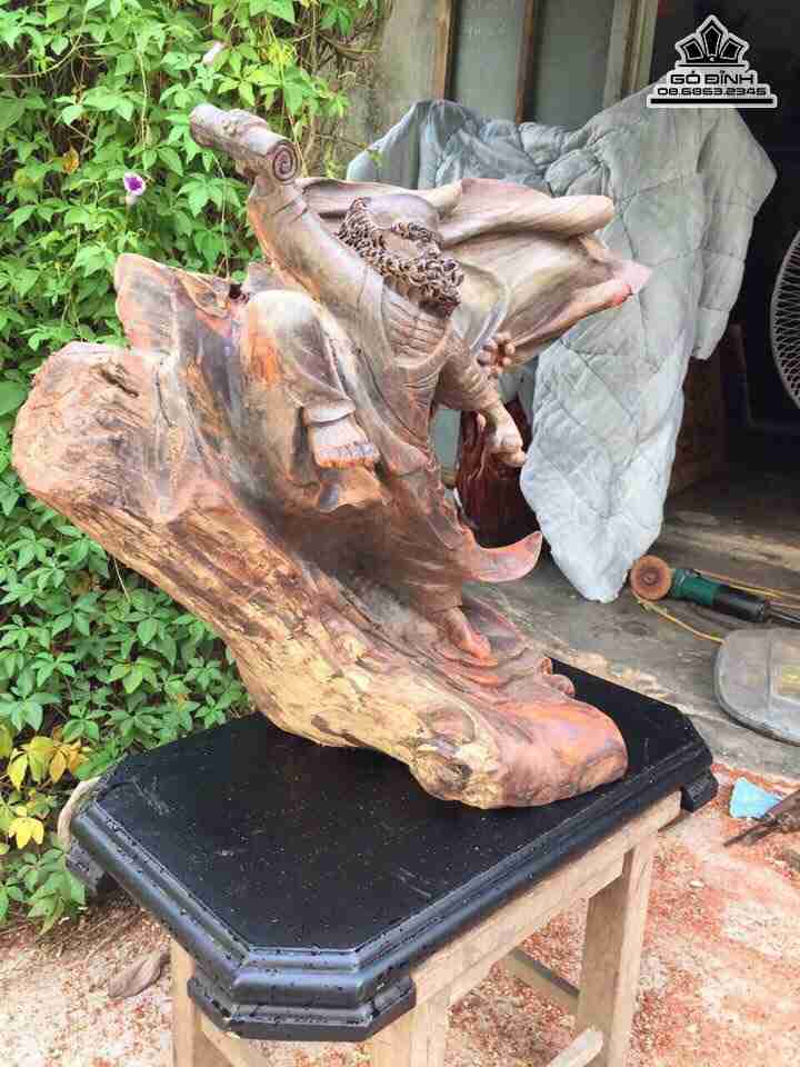 mua-Dat-ma-xuat-quyen-go-trac-do-den-cao-50-rong-55-day-30-cm