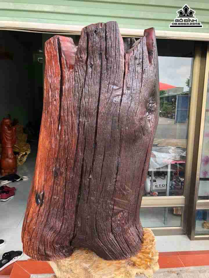 Phat-ba-quan-am-tua-dai-sen-go-huong-cao-62-ngang-41-sau-32-cm