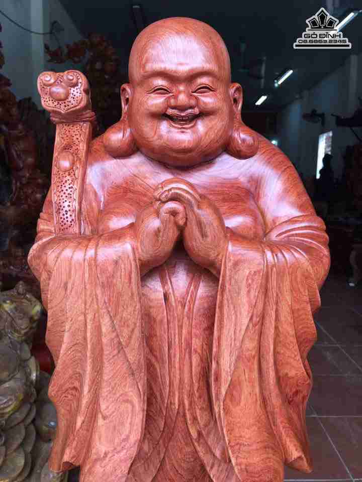 tuong-Phat-di-lac-chuc-phuc-go-huong-cao-80-rong-30-sau-22-cm