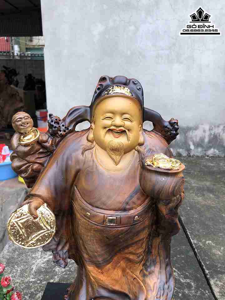 Tuong-Than-Tai-Go-Bach-Xanh