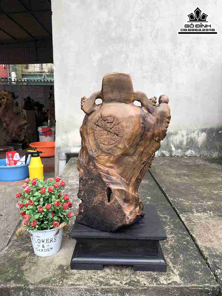 Tuong-Than-Tai-Go-Bach-Xanh