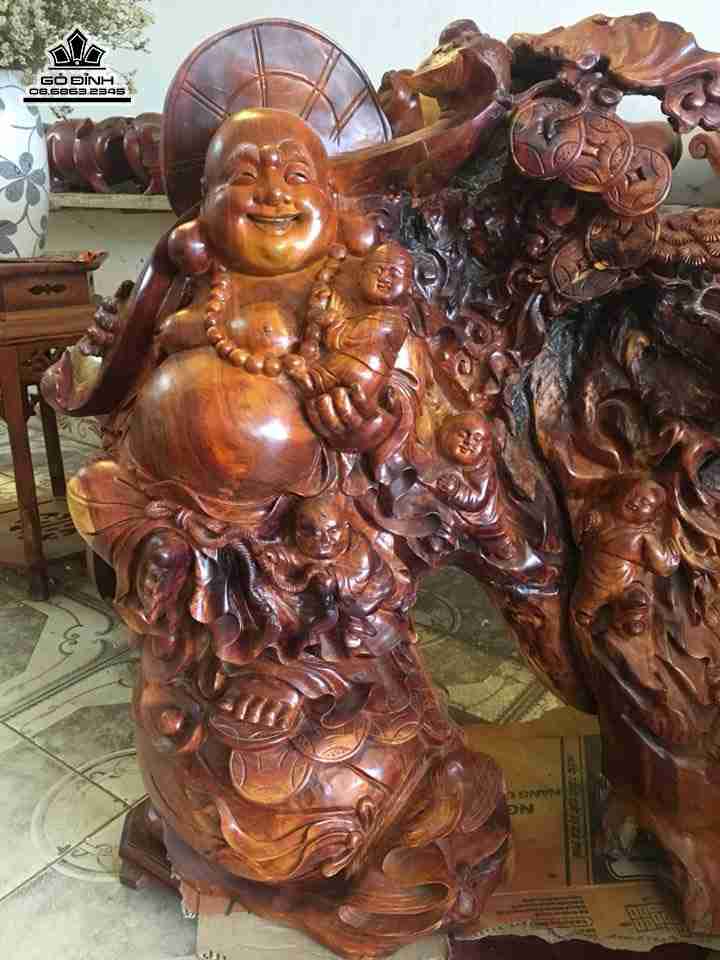 mua-Phat-di-lac-ngu-phuc-go-huong-cao-80-rong-80-sau-35-cm