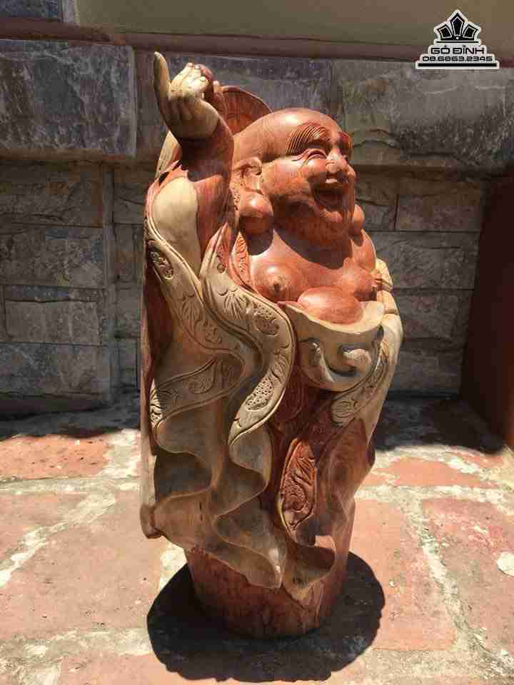 Phat-di-lac-tai-loc-go-huong-cao-50-rong-26-day-20-cm--