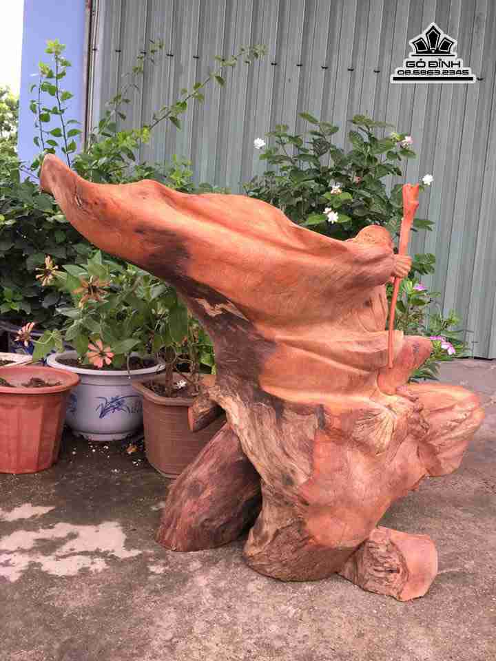 tuong-Dat-ma-xuat-quyen-go-huong-cao-67-rong-74-day-40-cm