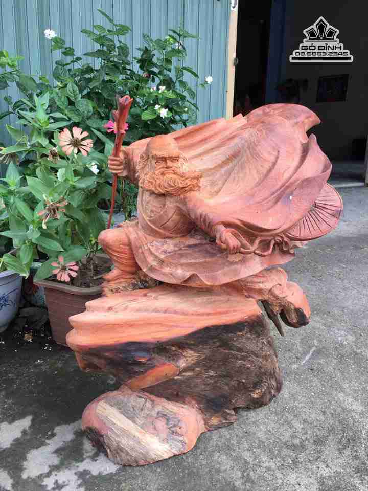 Dat-ma-xuat-quyen-go-huong-cao-67-rong-74-day-40-cm-