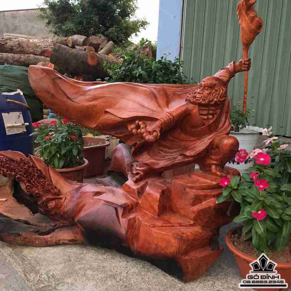 Dat-ma-xuat-quyen-go-huong-cao-81-rong-93-day-76-cm-