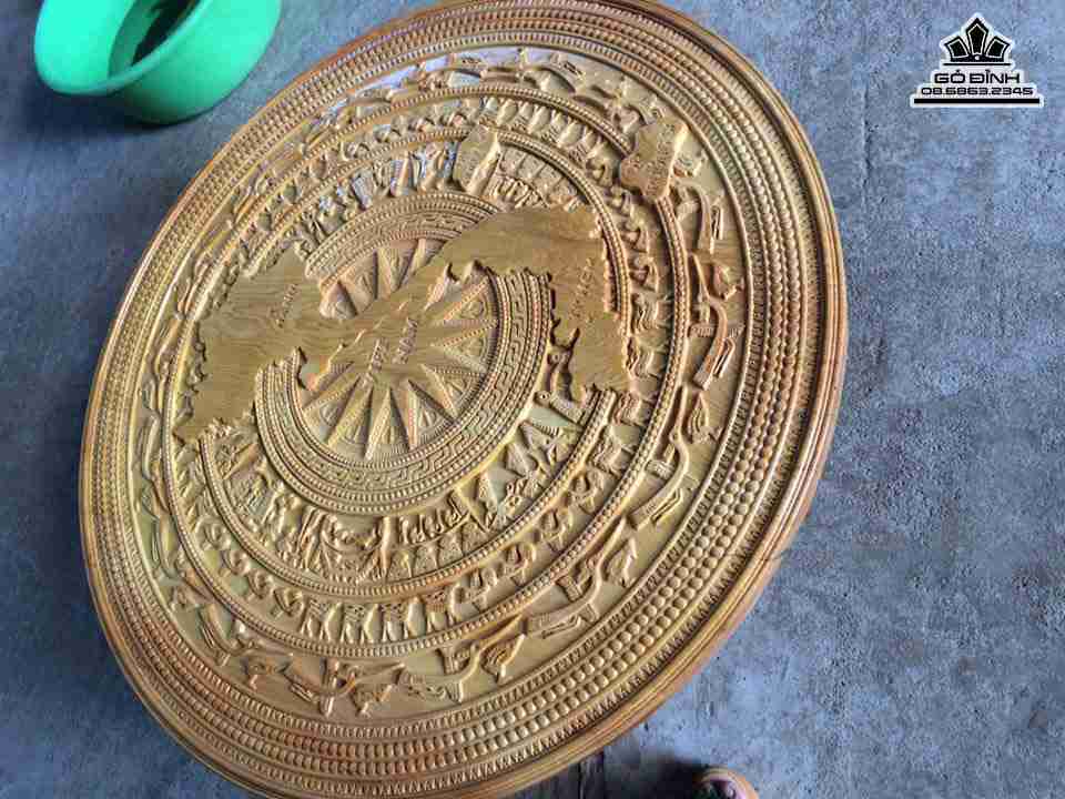 mua-Mat-trong-dong-go-po-mu-duong-kinh-1m-day-4-5-cm-