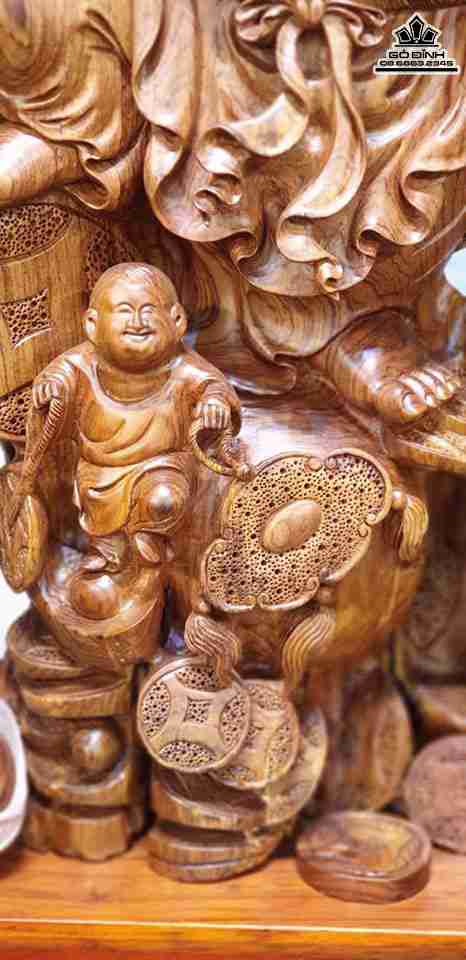 Tuong-Phat-Di-Lac-Ngu-Phuc-Go-Cam