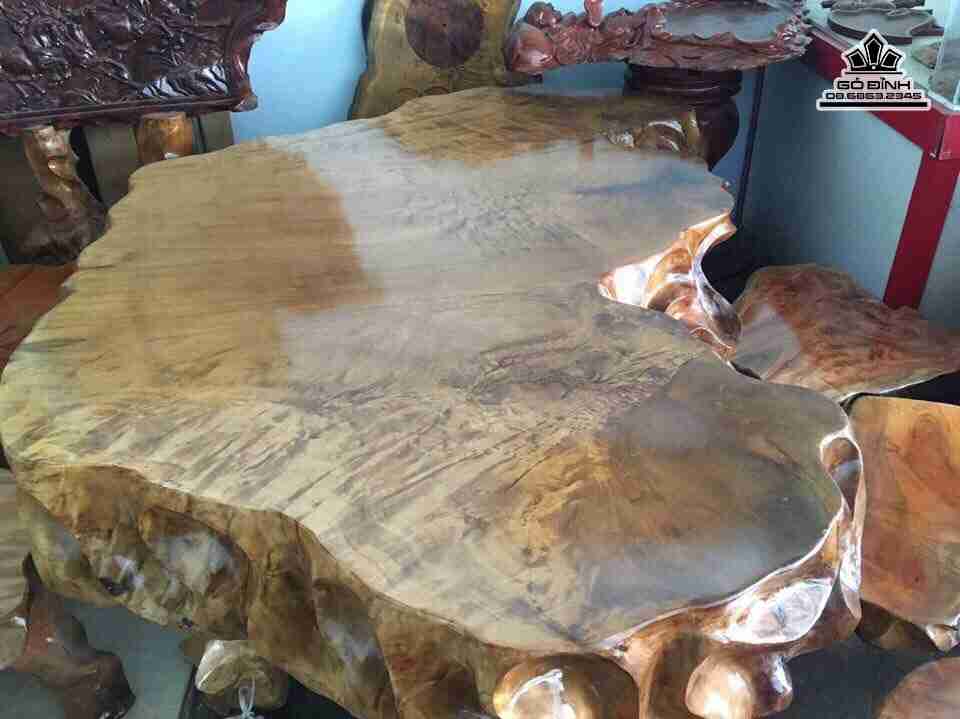 Bo-ban-ghe-goc-cay-mat-ban-chun-doi-rong-1m2-dai-2m2-day-26-cm-va-6-don-xa-xi--