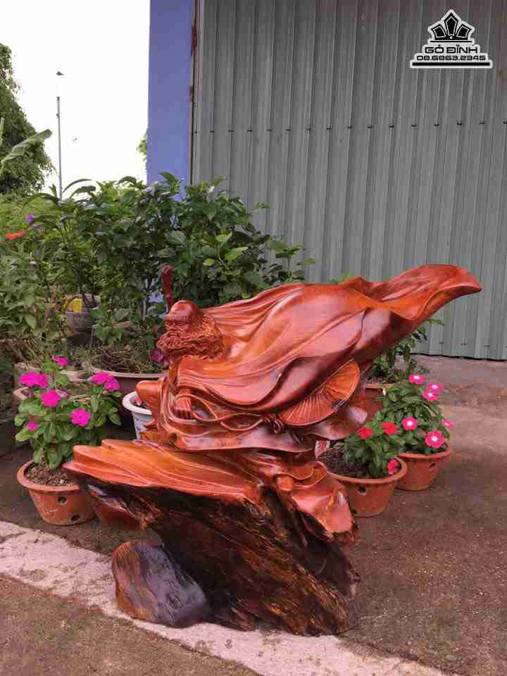 tuong-Dat-ma-mua-vo-go-huong-cao-64-rong-74-day-40-cm