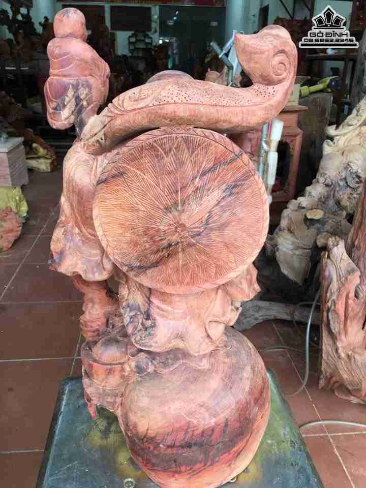 Phat-di-lac-tam-phuc-go-huong-cao-65-rong-35-sau-28-cm-