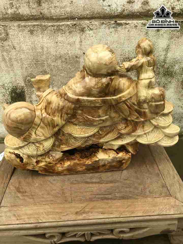 Tuong-Phat-Di-Lac-Ngoi-Go-Nu-Nghien