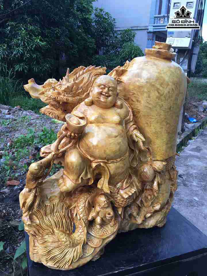 gia-Phat-di-lac-cuoi-rong-go-nu-khao