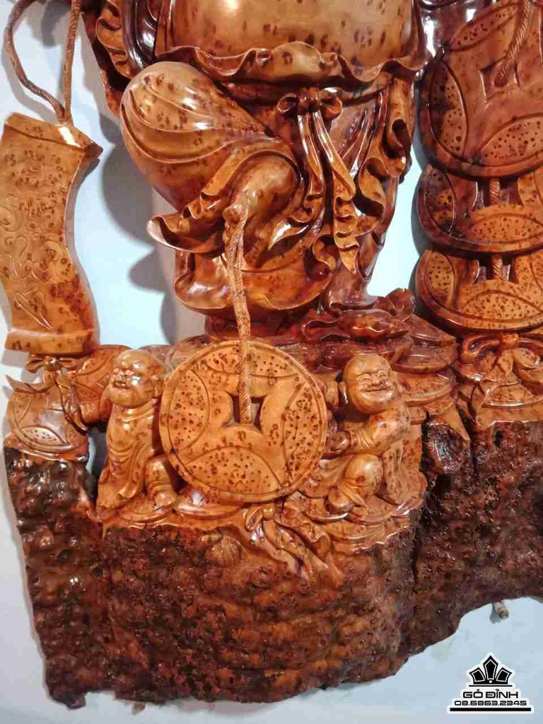 Phat-di-lac-ngu-phuc-nu-xa-xi-thom-treo-tuong 3