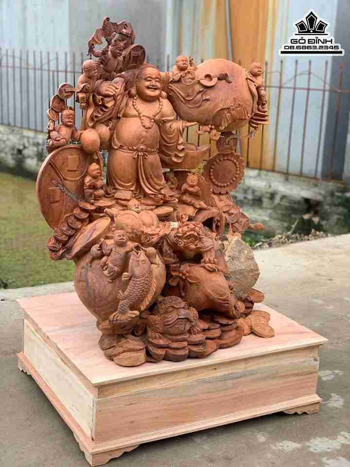 Tuong-Phat-Di-Lac-Tai-Loc-Go-Huong