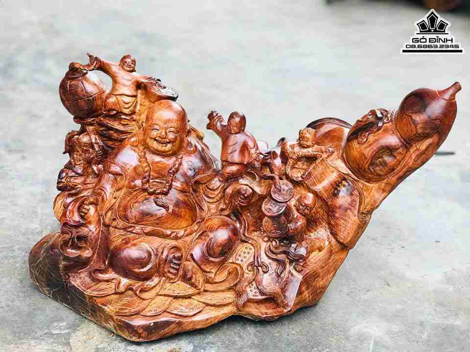 Tuong-Phat-Di-Lac-Ngoi-Go-Cam