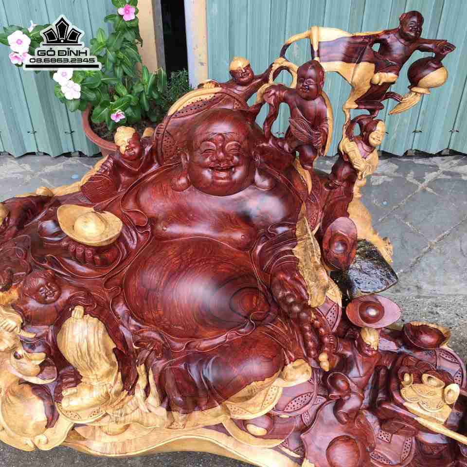 Phat-di-lac-ngu-phuc-go-cam-cao-72-rong-102-day-56-cm-