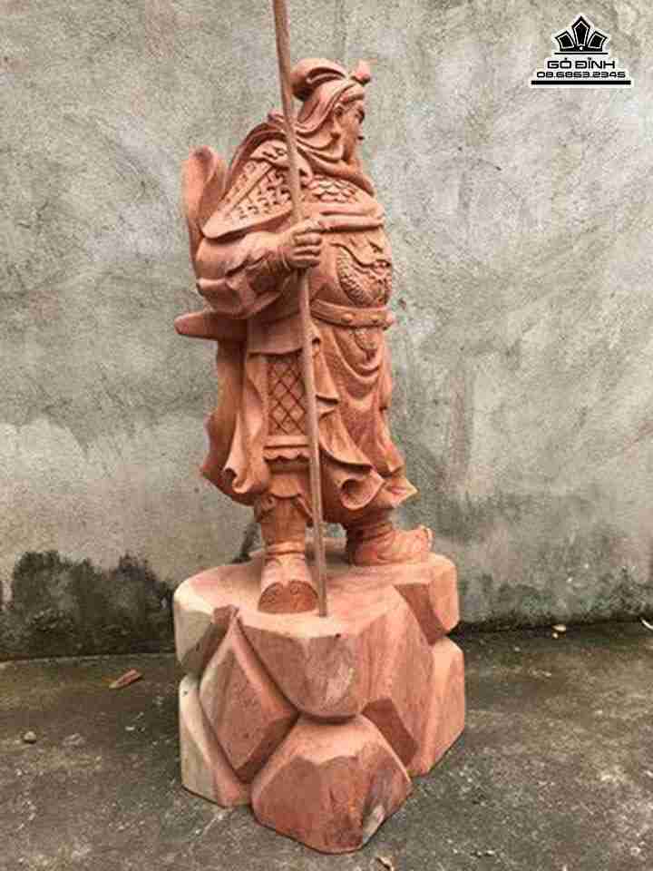 gia-Quan-cong-chong-dao-go-huong-cao-80-rong-28-day-24-cm