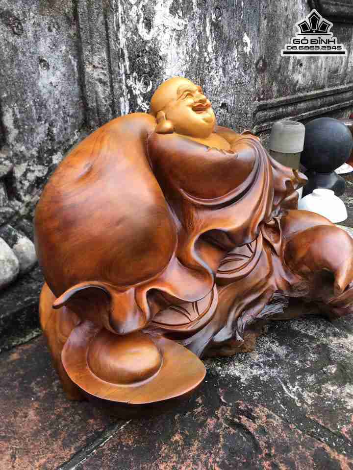 Tuong-Phat-Di-Lac-Go-Ngoc-Am