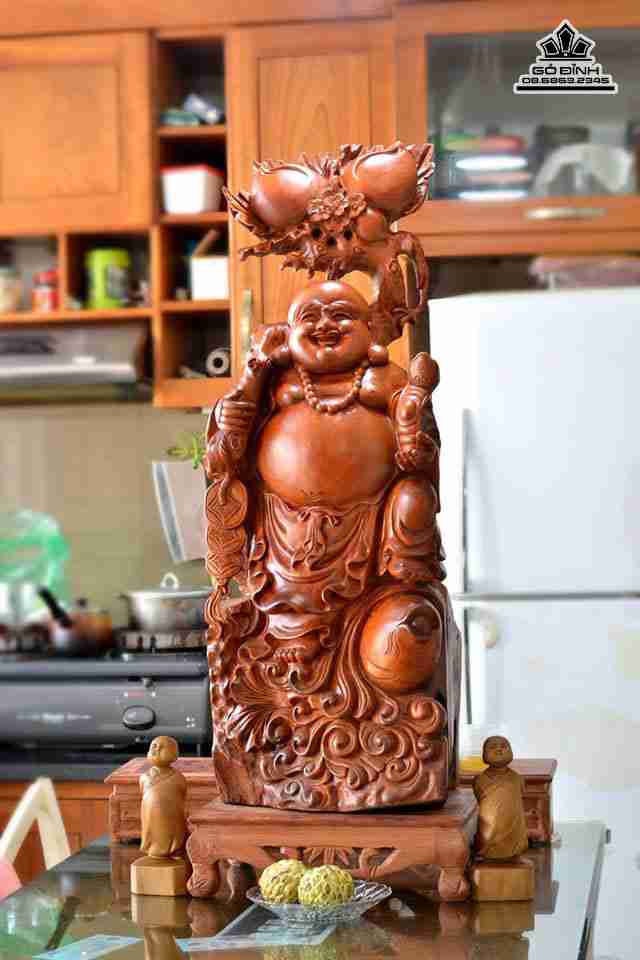 tuong-Phat-di-lac-vac-canh-dao-go-huong-cao-88-ngang-33-day-30-cm