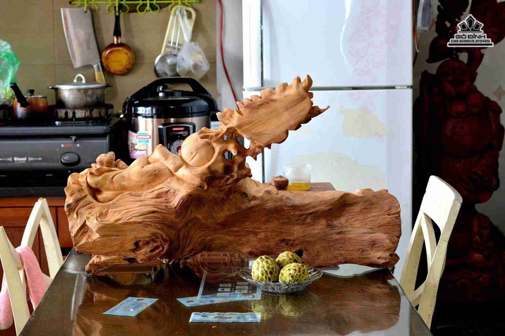 Phat-di-lac-phu-quy-go-ngoc-am-Ha-Giang-ngang-76-cao-41-day-20-cm