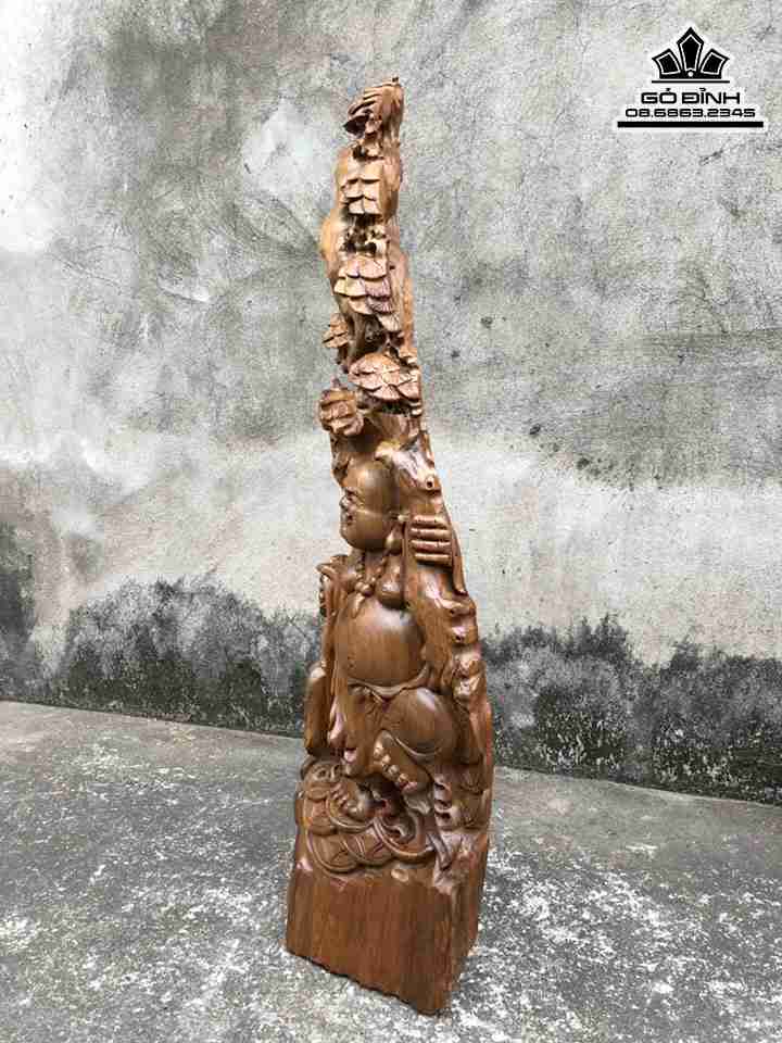 Tuong-Phat-Di-Lac-Dung-Goc-Tung-Go