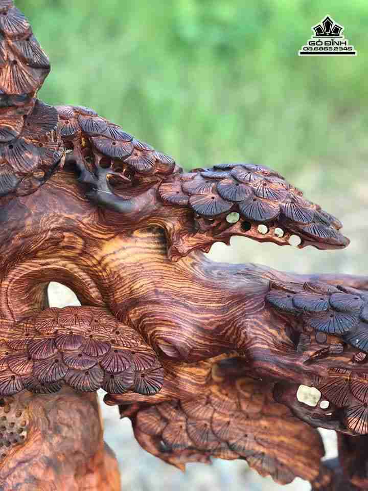 Phat-di-lac-ngoi-goc-tung-go-cam-cao-69-rong-70-sau-50-cm