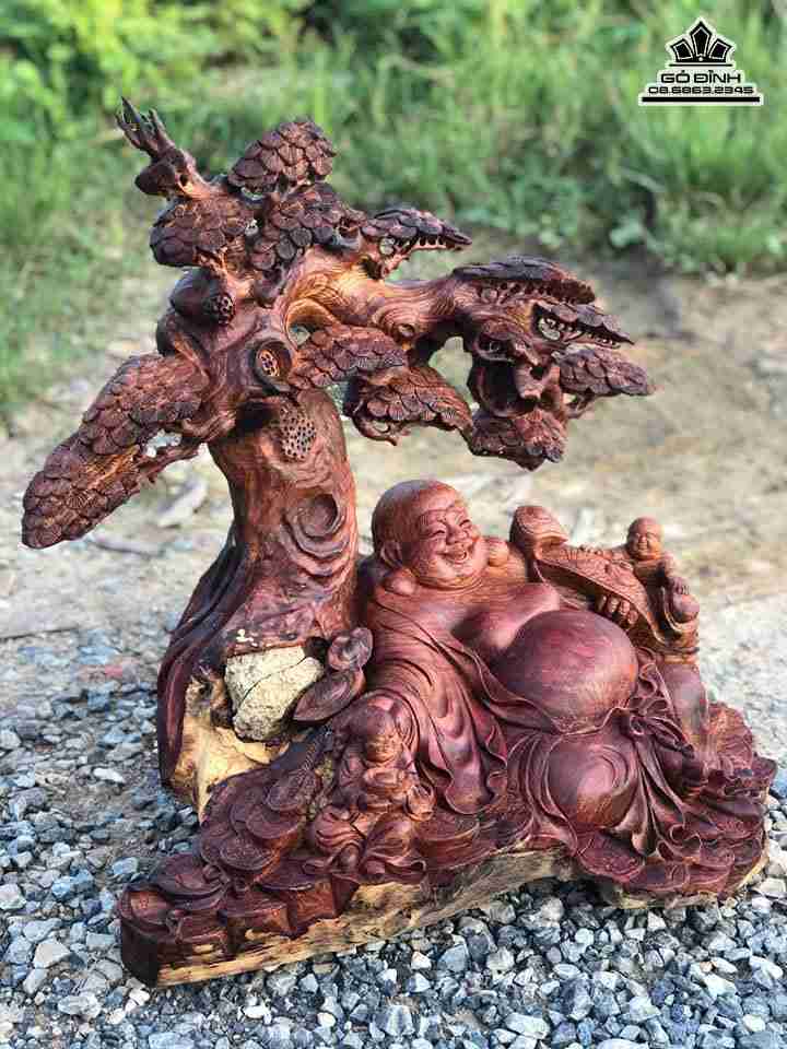 Phat-di-lac-ngoi-goc-tung-go-cam-cao-69-rong-70-sau-50-cm