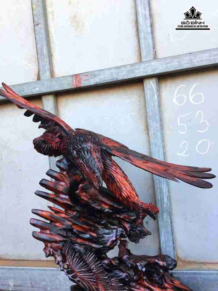 Dai-bang-san-moi-go-trac-do-den-cao-66-rong-53-day-20-cm