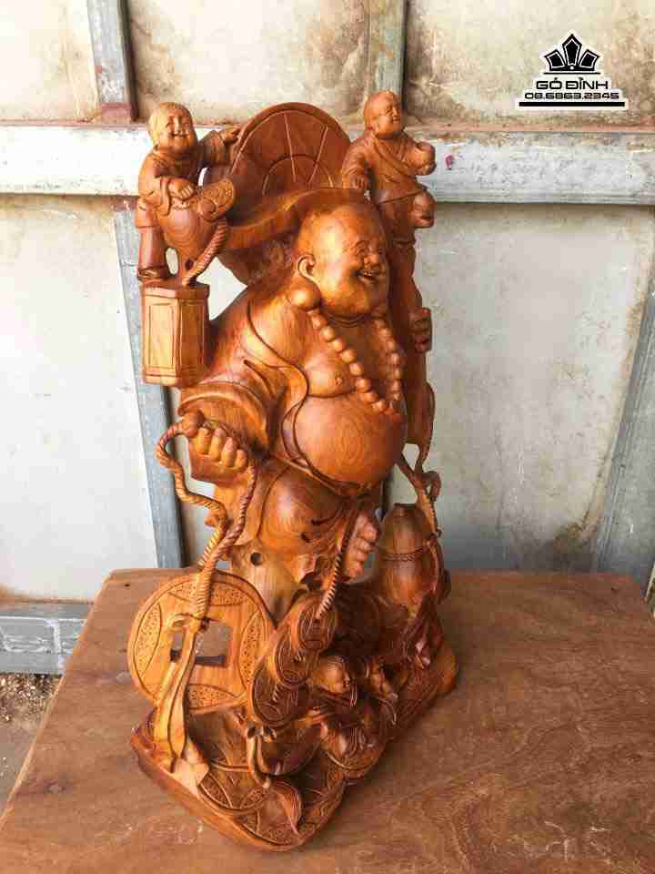 Phat-di-lac-tam-phuc-go-huong-cao-60-rong-40-day-18-cm