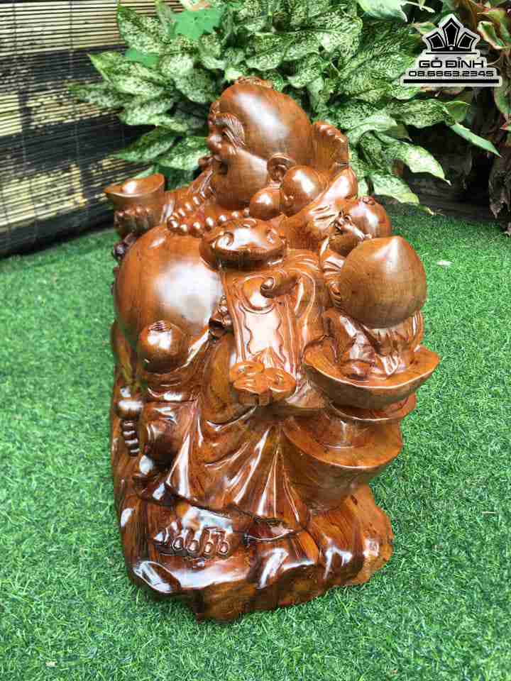 Tuong-Phat-Di-Lac-Ngu-Phuc-Go-Bach-Xanh