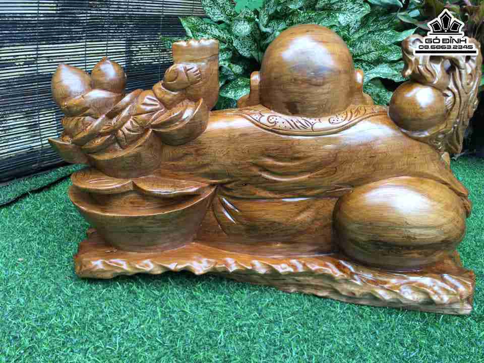 Tuong-Phat-Di-Lac-Ngu-Phuc-Go