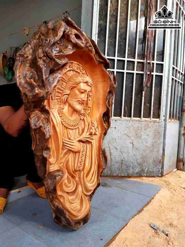 Tuong-Thanh-Giuse-Hoa-Hue-Go-Trai