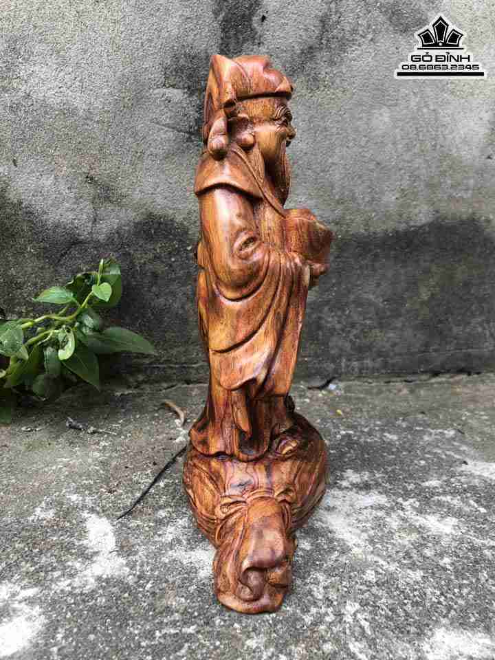 Tuong-Than-Tai-Go-Sua