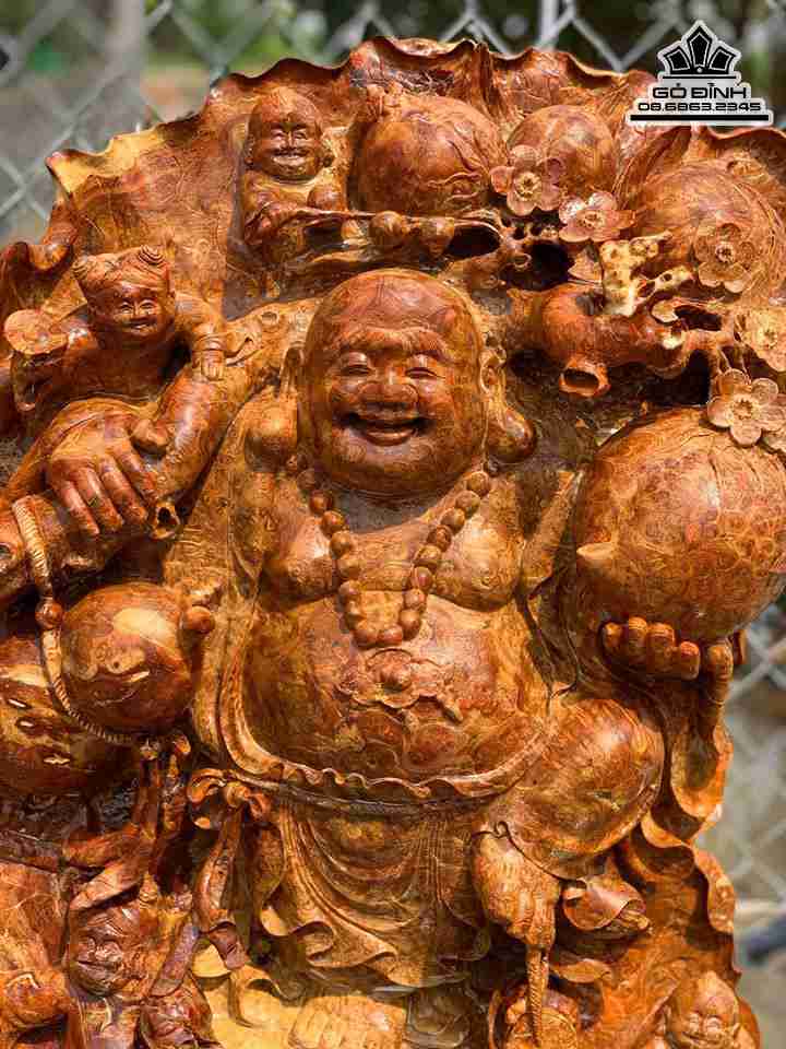 Tuong-Phat-Di-Lac-Vac-Canh-Dao