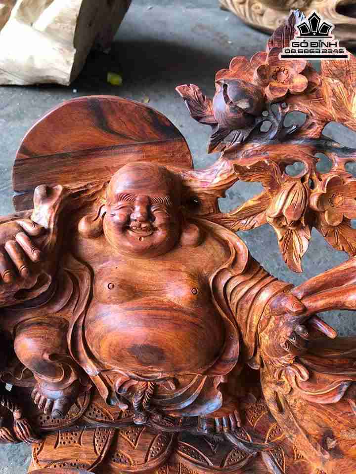 Tuong-Phat-Di-Lac-Keo-Bao-Tien-Go-Trac