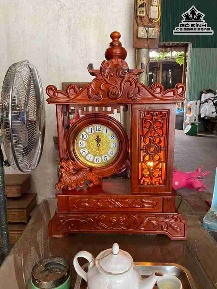 Dong-Ho-De-Ban-Go-Huong