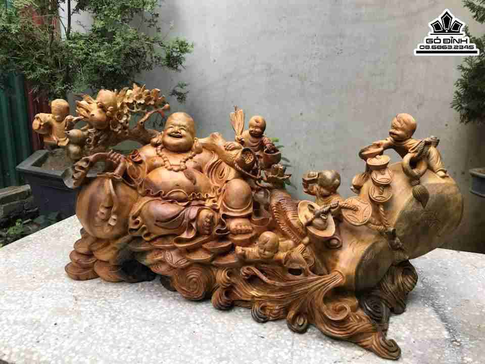 Tuong-Phat-Di-Lac-Ngoi-Ngu-Phuc-Go-Gu-Huong