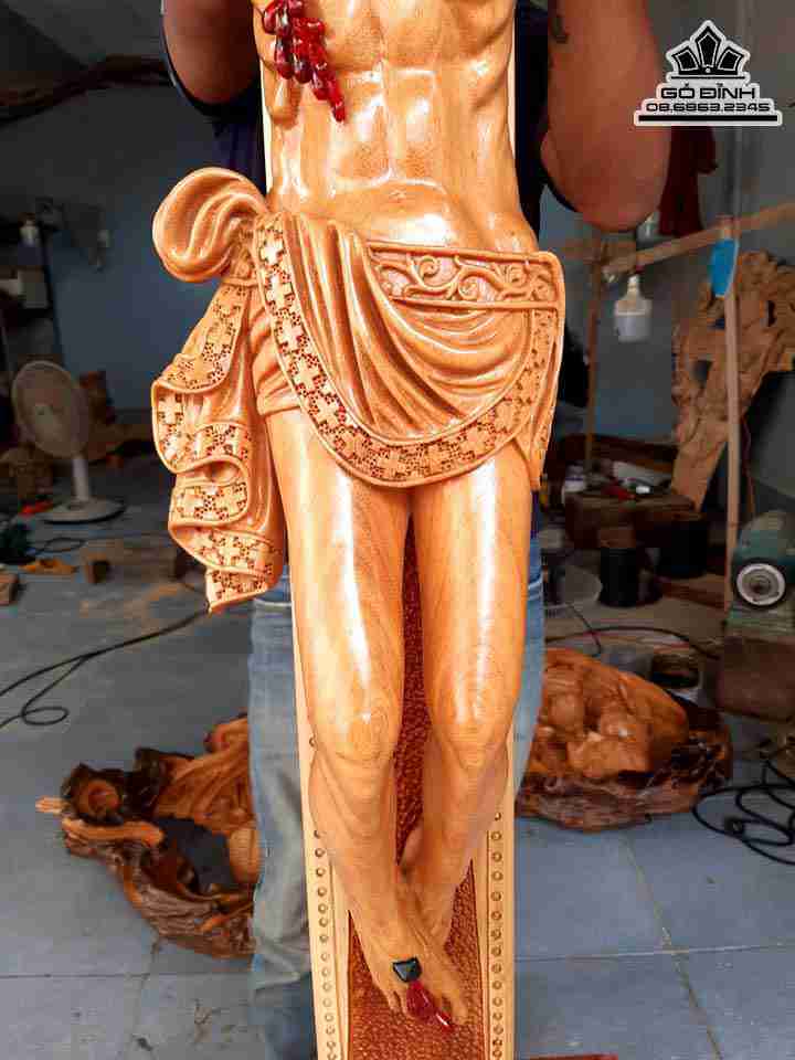 Tuong-Chua-Chiu-Nan-Go