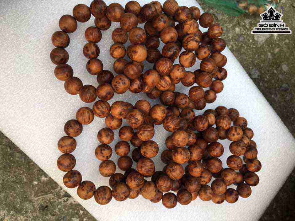 Vong-Tay-Go-Nu-Ngoc-Am-Gia-Re