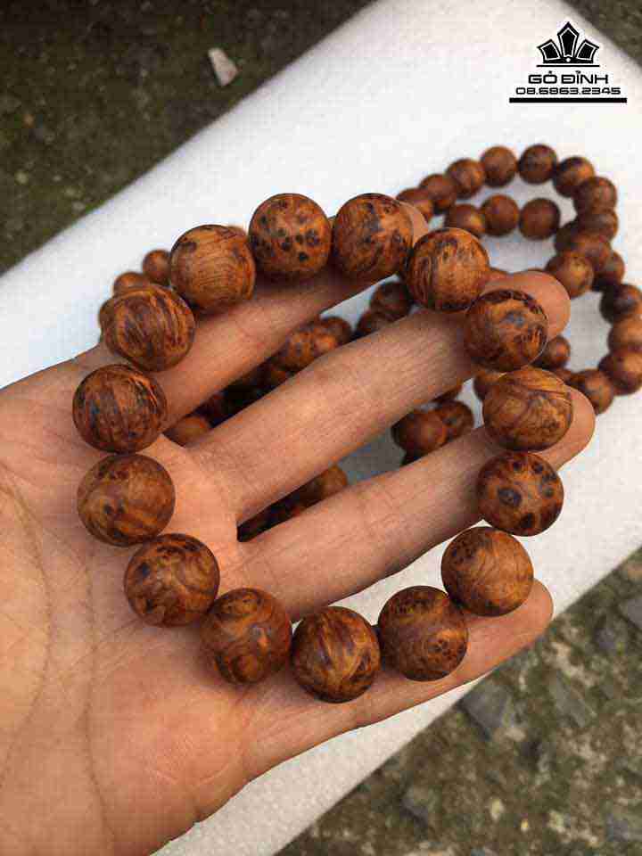 Vong-Tay-Go-Nu-Ngoc-Am